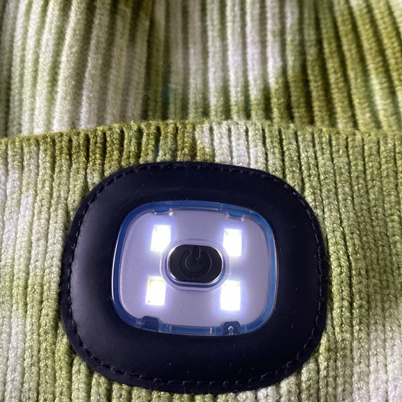 Headlitz Rechargeable Tie Dye Beanie - Picture 3 of 7